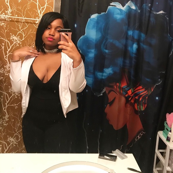 Meet your Posher, Chelsea - Picture 1 of 6